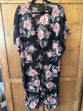 1/2 Torrid Swimsuit cover up floral